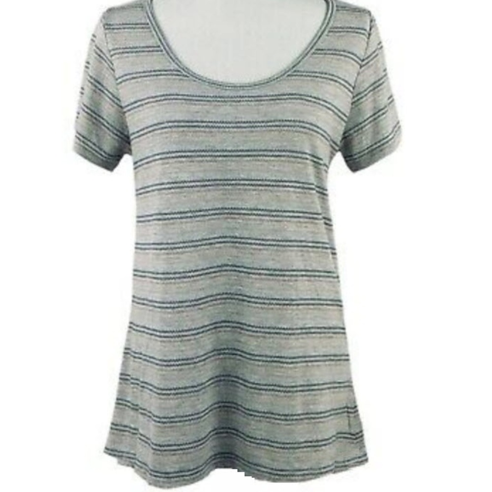 LuLaRoe Gold/Silver Zigzag Print Classic Tee - Picture 5 of 5